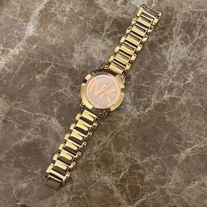 Michael Kors rose gold watch
